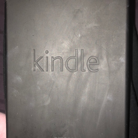 Color Kindle - Picture 2 of 2